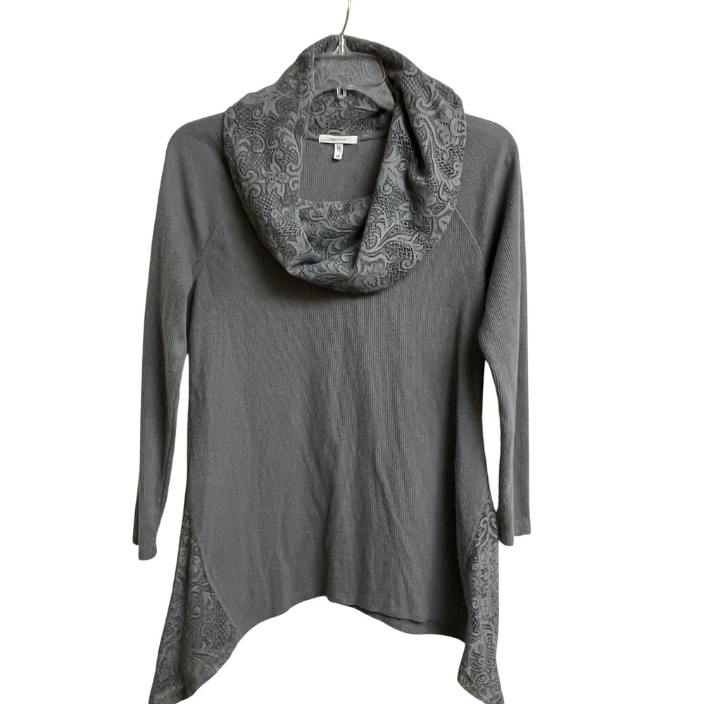 Maurices Cowl Neck Top Women Medium Gray Lace Trim Waffle Knit Sharkbite Hem